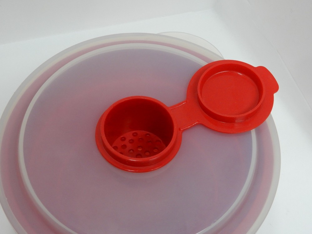 Pampered Chef Red Microwave Popcorn Maker w/Instructions 1457 EUC
