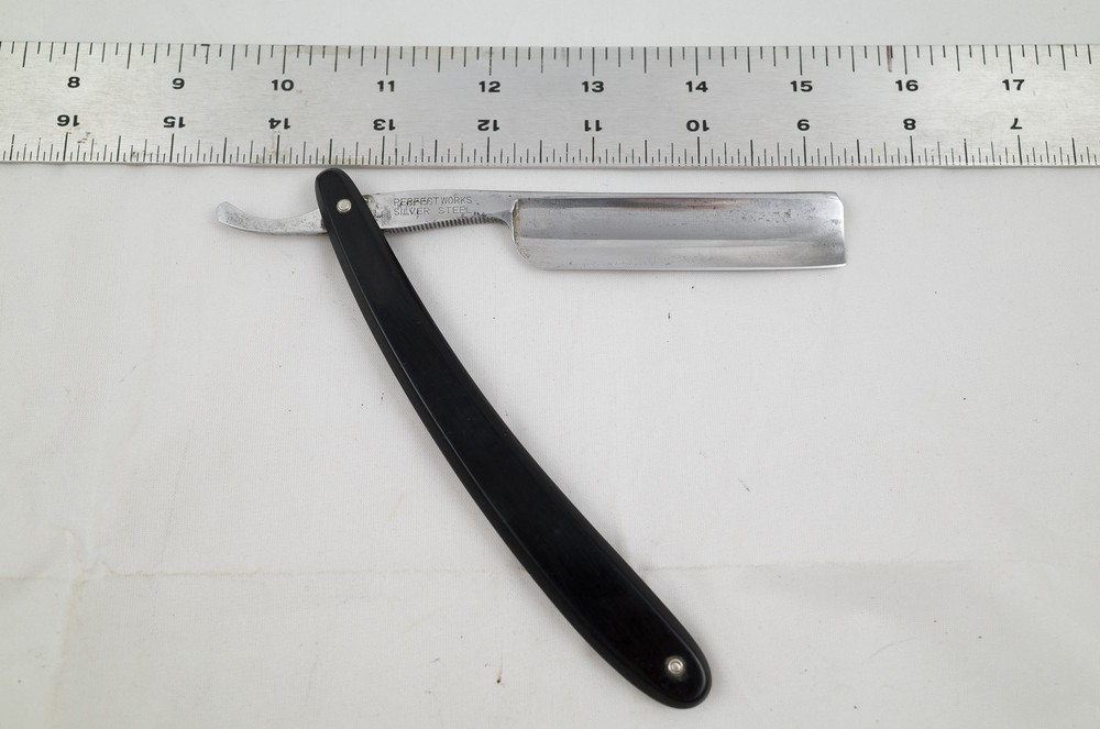 Rinnet Japanese Straight Razor Shave Ready