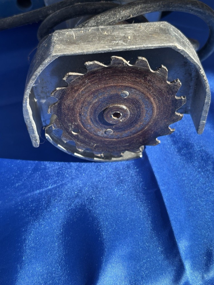 Crain toe-kick saw model 795 Type 1