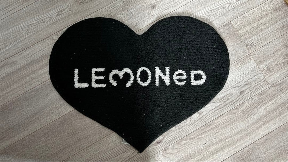 lemoned floor mat black