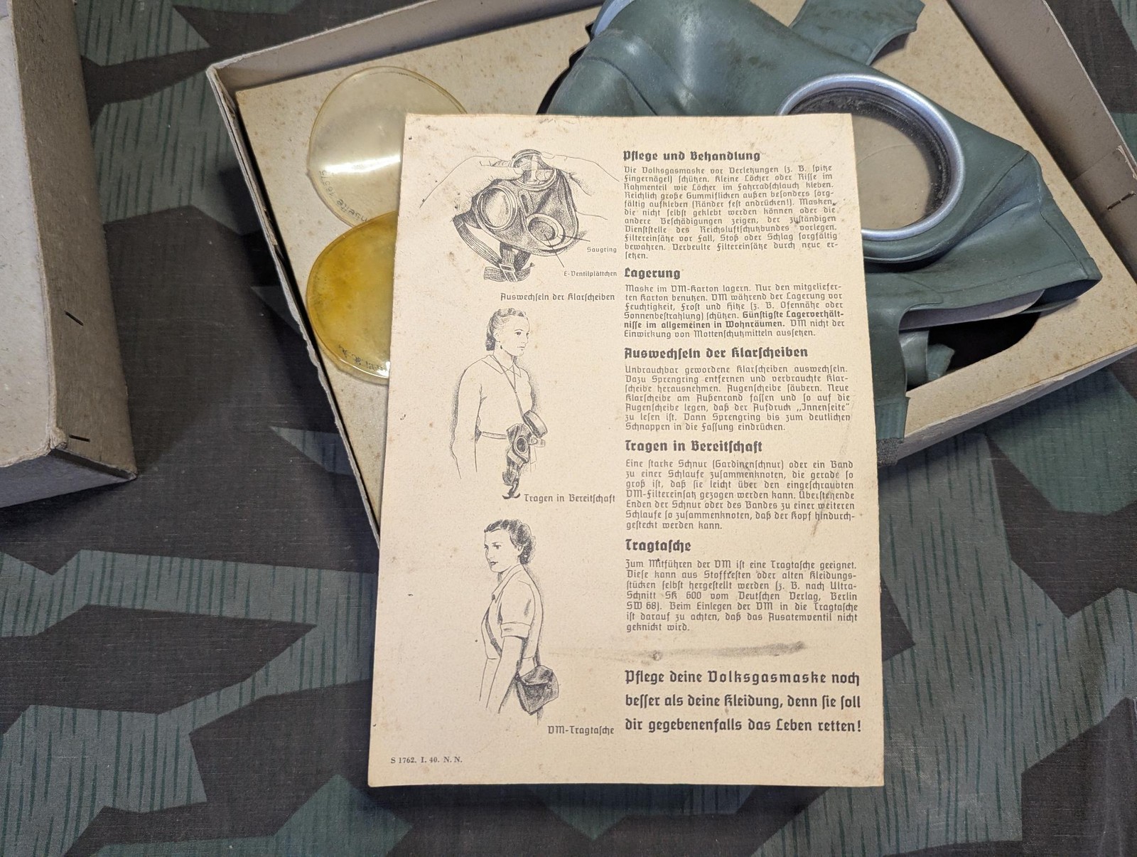 WWII German VM40 Volksgasmaske Luftschutz Men's Gas Mask in Box Volks Gasmask