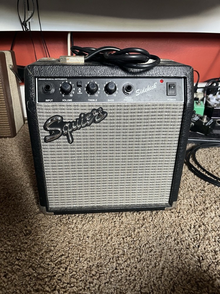 Squier Sidekick 1x6" Guitar Combo Amplifier