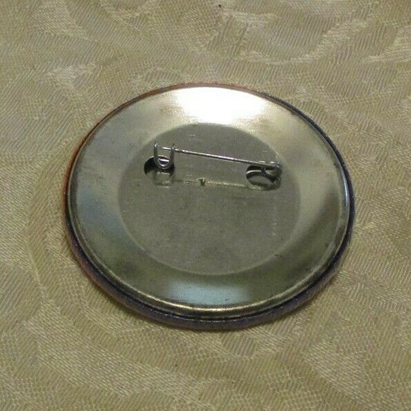 THE BRADY BUNCH BUTTON PIN