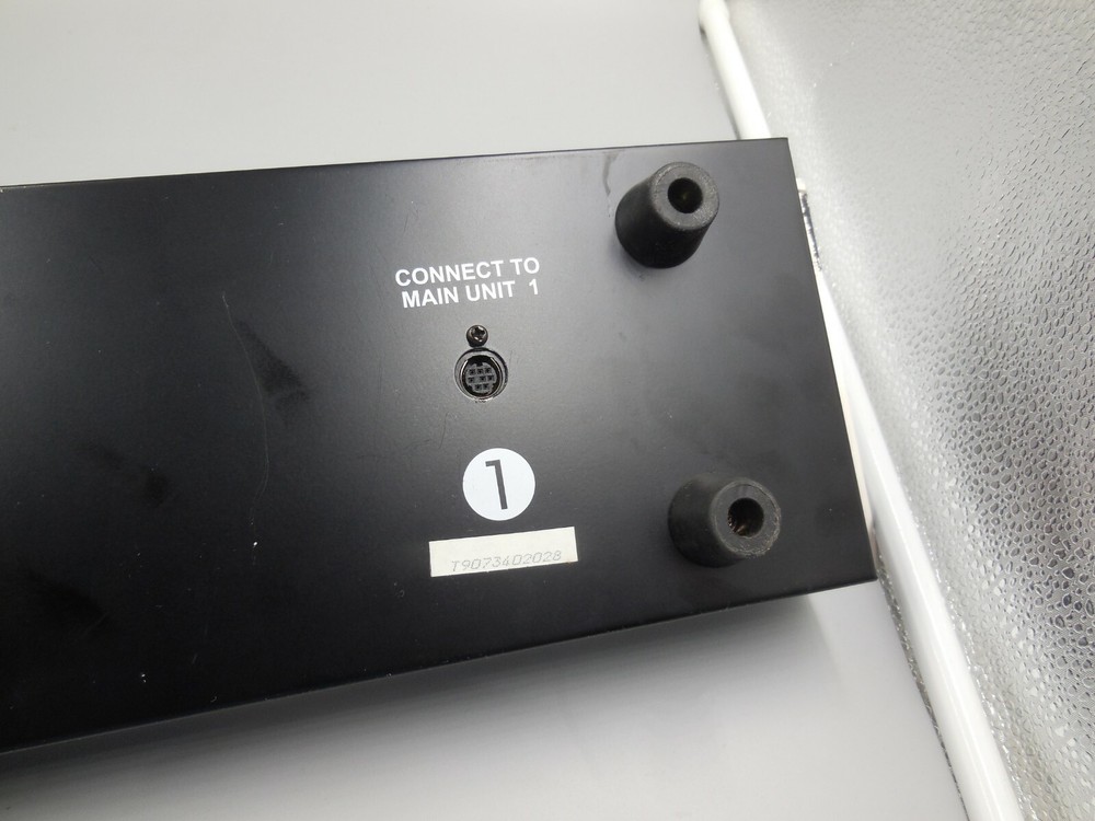 NUMARK CDN-34 PROFESSIONAL DJ DUAL CD CONTROLLER WITH ANTI-SHOCK BUFFER MEMORY