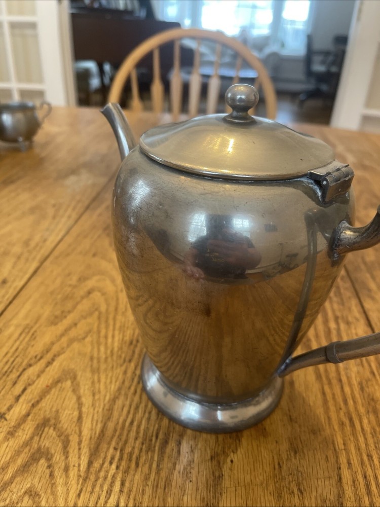 Vintage Academy Silver On Copper Tea Coffee Pot 7” Tall Sweeping Handle Nice 115