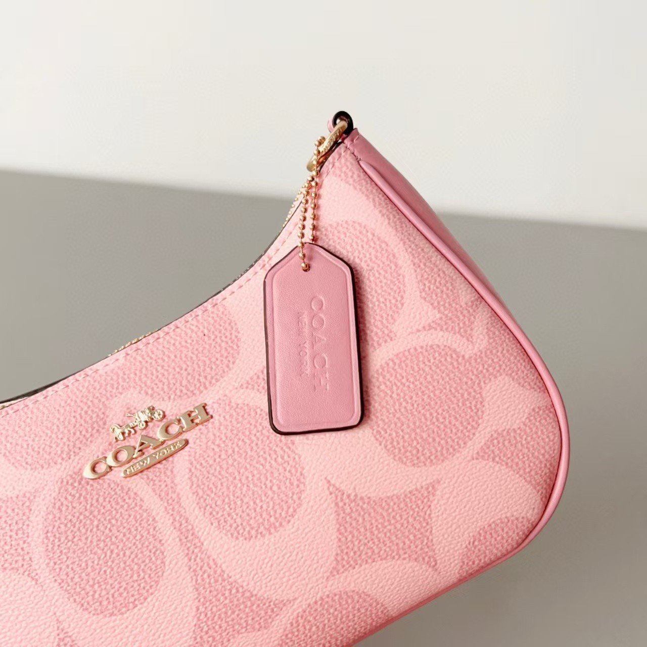 COACH Teri Shoulder Bag In signature canvas/Gold/Powder Pink New CAL51