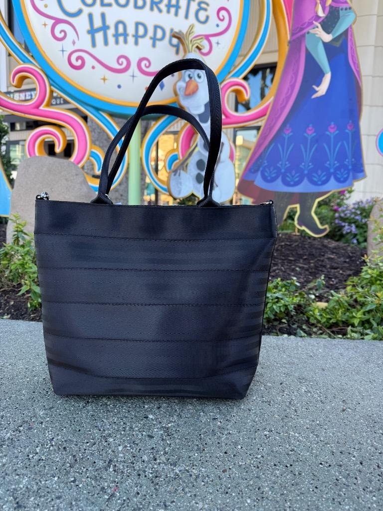 Disney Parks 2026 Harvey's Scooter Mickey & Minnie Tote NWT