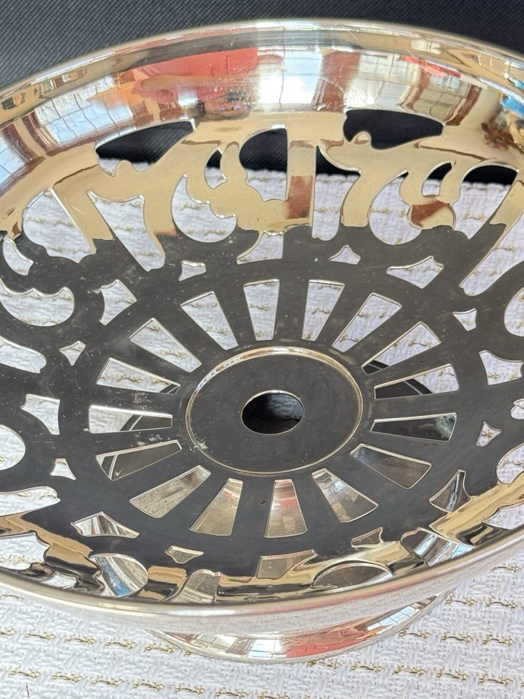 Vintage Manning Bowman Quality Meriden CT Fruit Bowl Silverplate Reticulated 232