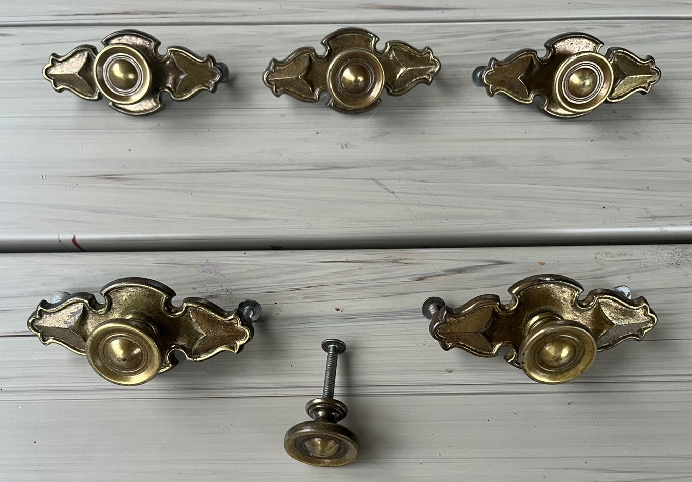 Vintage  Brass Drawer Pulls With  3 3/8 In Back Plate, 3 In Center, Lot Of 5 +