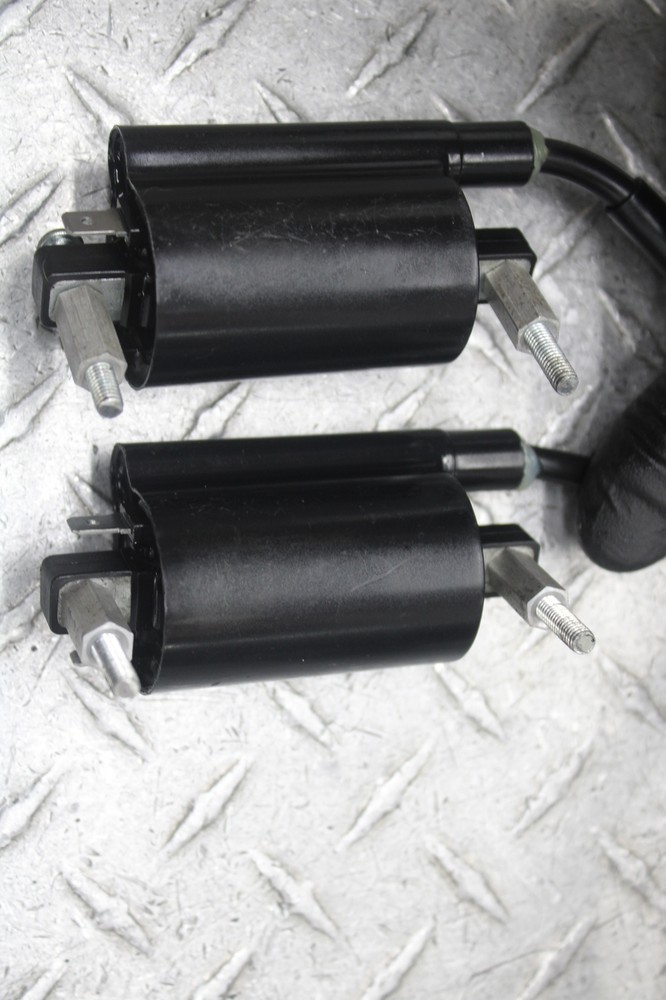2015 SUZUKI GW250F IGNITION COILS COIL SPARK PLUG CAPS