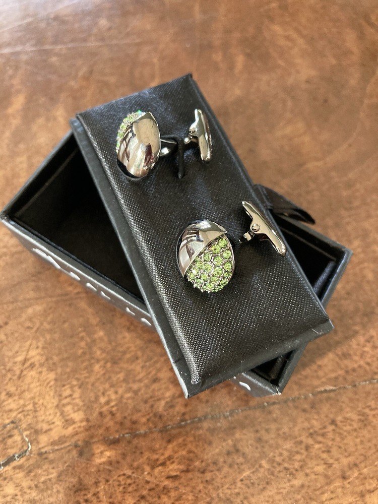 New Boxed Men’s CUFFLINKS. REDUCED
