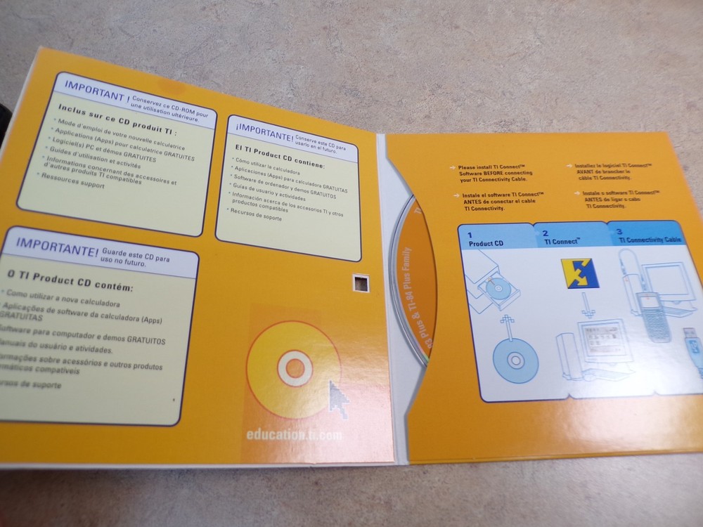 TEXAS INSTRUMENTS TI Graphing Product V. 1.2 PC Software CD-ROM