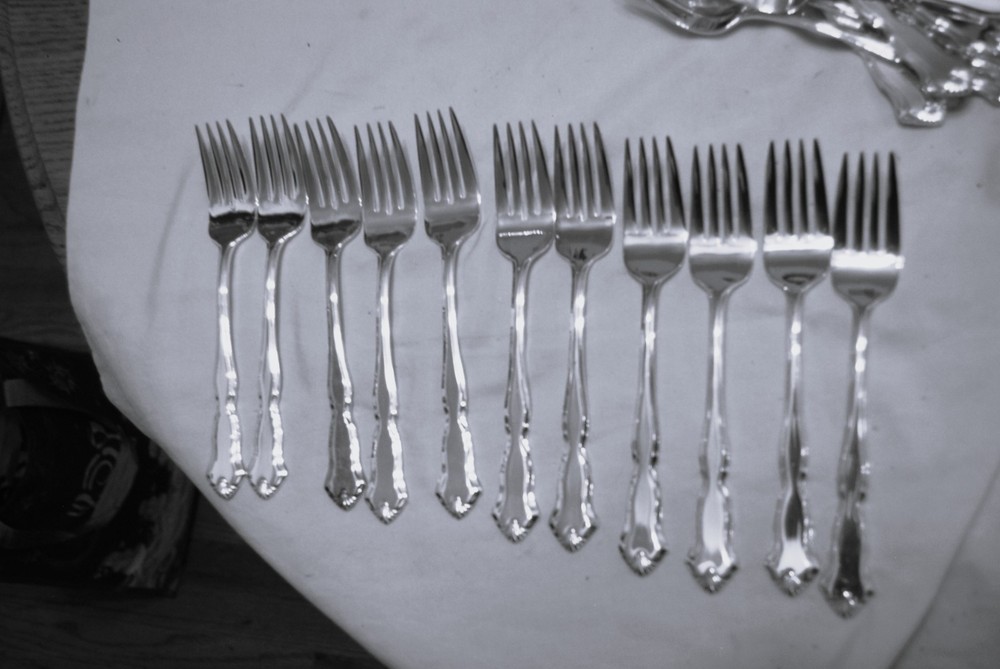 Wallace silverplate flatware CHATELAINE - 11 salad forks