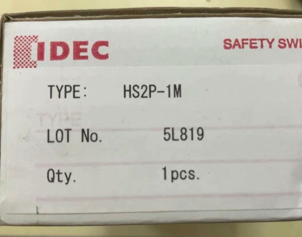 1pcs IDEC HS2P-1M  Switch