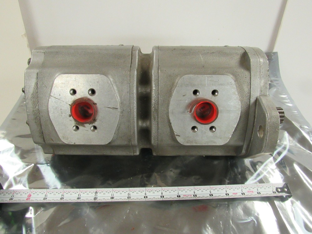 DOWTY 3300 3300 CSSSSB 33003300CSSSSB 3300 DOUBLE HYDRAULIC PUMP 14 SPL SHAFT