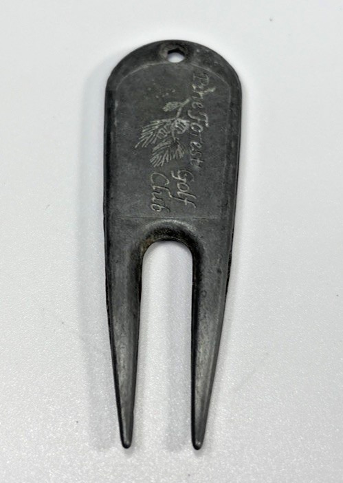 7 Golf Divot Tools And 1 Bag Tag