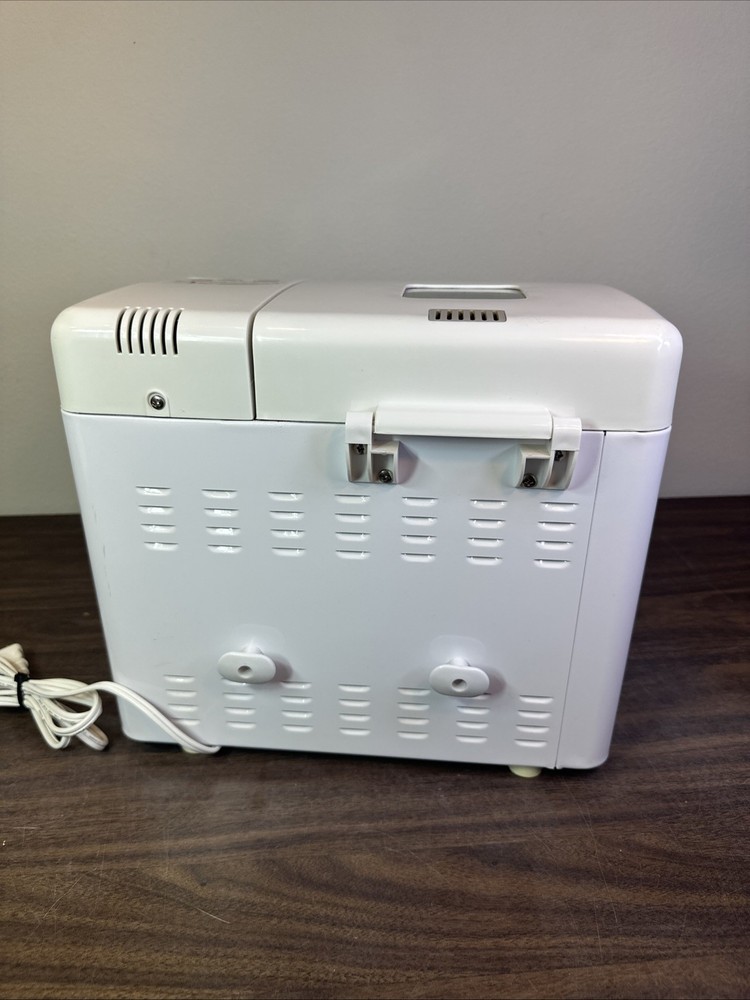 Red Star BREAD MACHINE BREAD MAKER ERS 100 Used & Works, No Manual