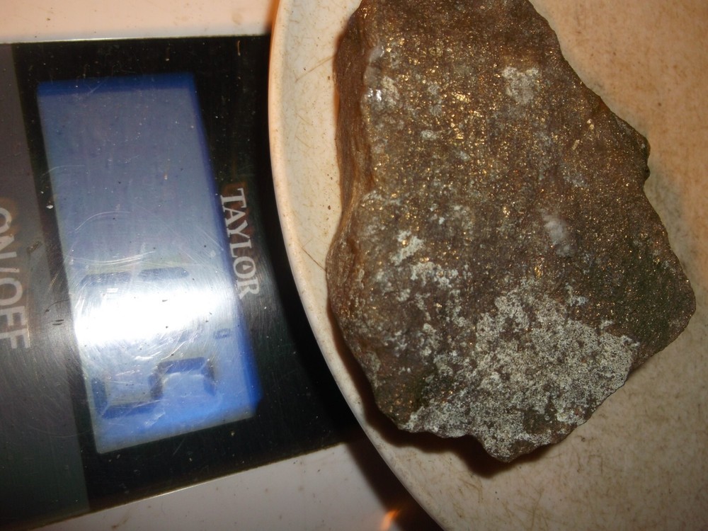 Gold, silver, copper, 115 grams samples ,ore high grade .