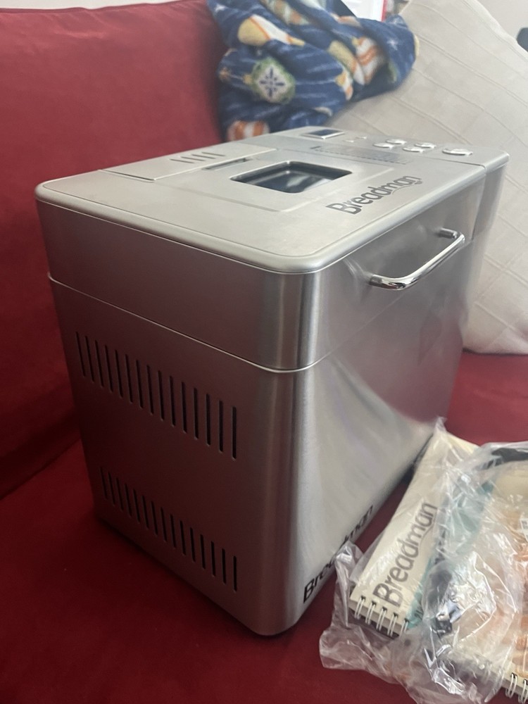 Breadman Professional BK1065SQ 2lb Bread Maker - Silver Chrome New Incomplete