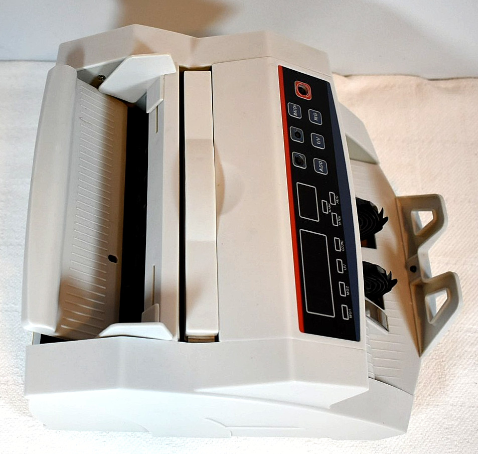 R2108B Basic Function Money Detector Machine Currency/Money Counter "FOR PARTS"