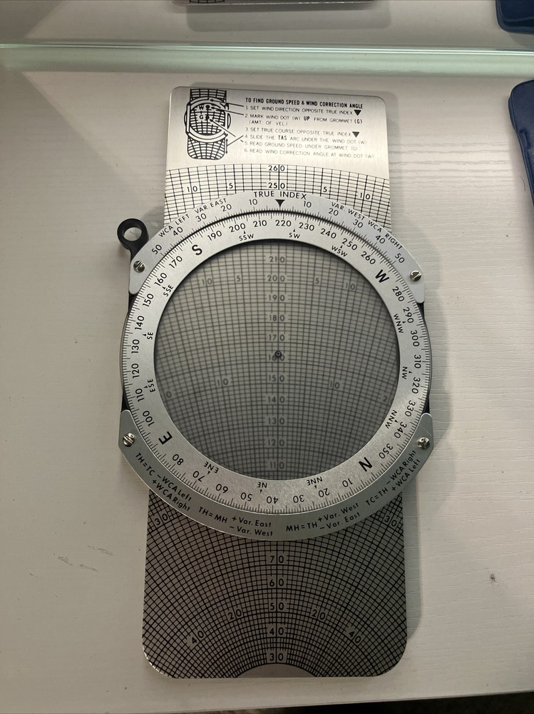 Sportys Pilot shop E-6B Flight computer w Case and Manual