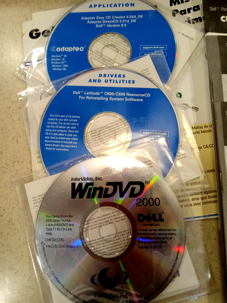 Dell Latitude Manual(s)/Guide & Reinstallation Software-CD Creator/WinDVD 2000