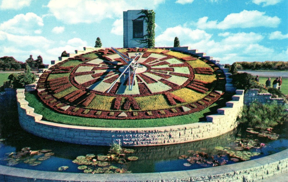 ONTARIO'S HYDRO'S FLORAL CLOCK - PC6566