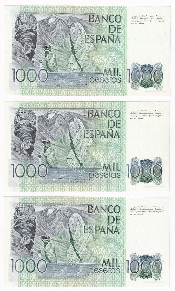 Spain 1000 Pesetas dated 1979 P158 3 x consecutive notes UNC