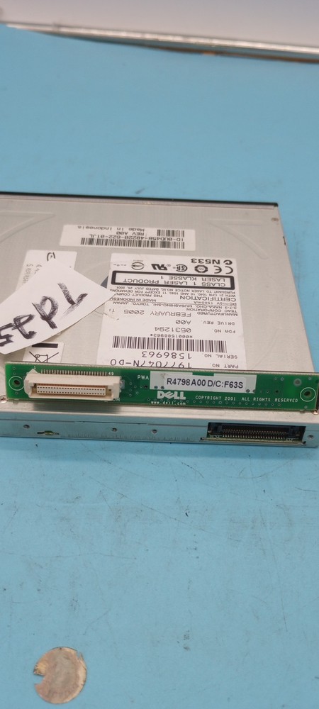 TEAC CD-224E-NDO Slim CD-ROM