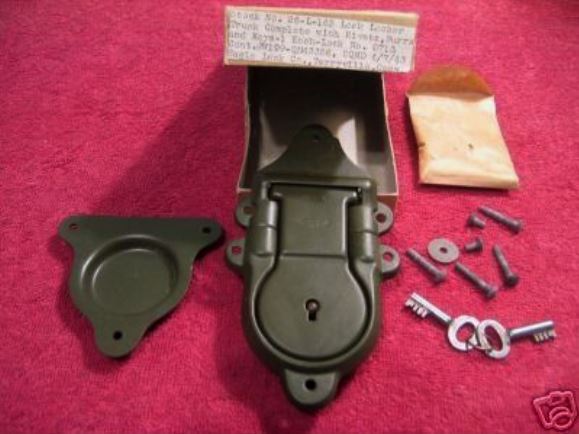 ORIG. WW II (43)  OD  FOOTLOCKER LOCK  IN ORIG. BOX  DATED 1943