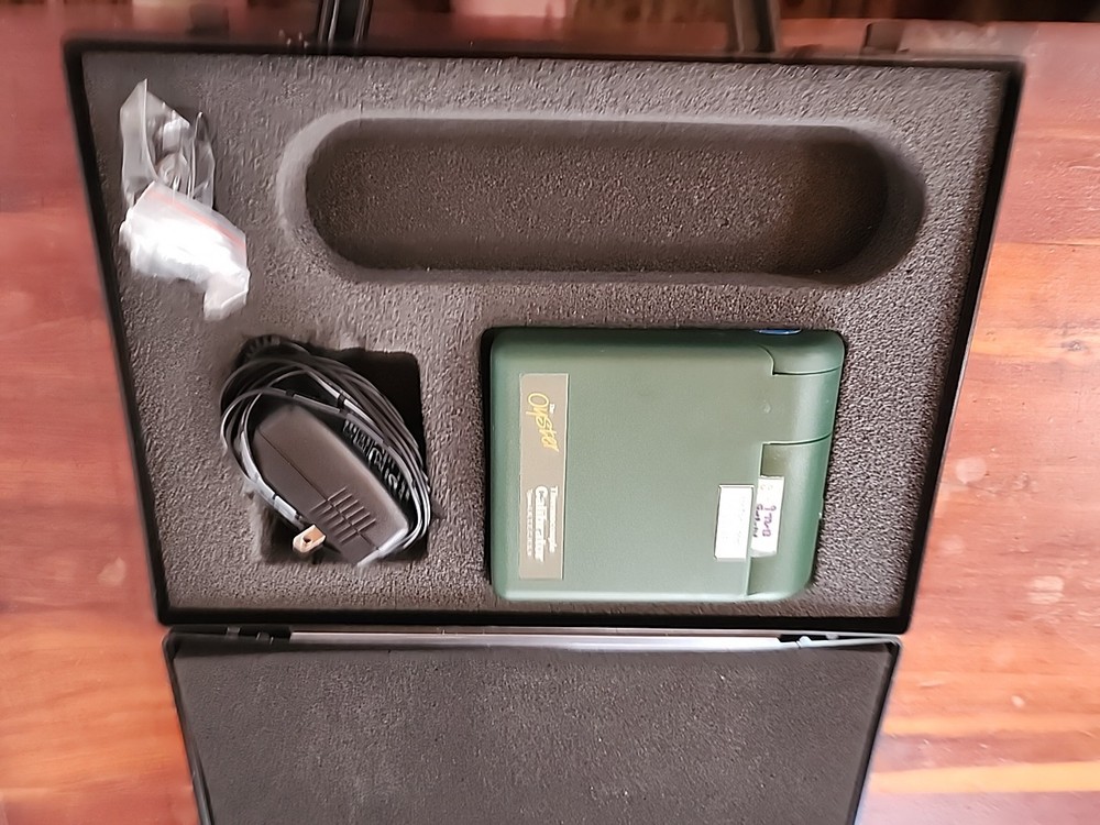 EXTECH Instruments The Oyster 433201A Microprocessor Thermocouple Calibrator