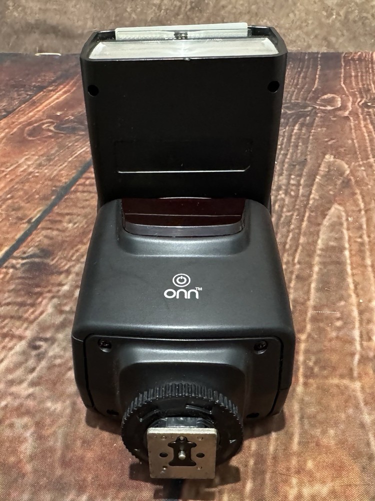 Onn ONA18CA004 Electronic Flash