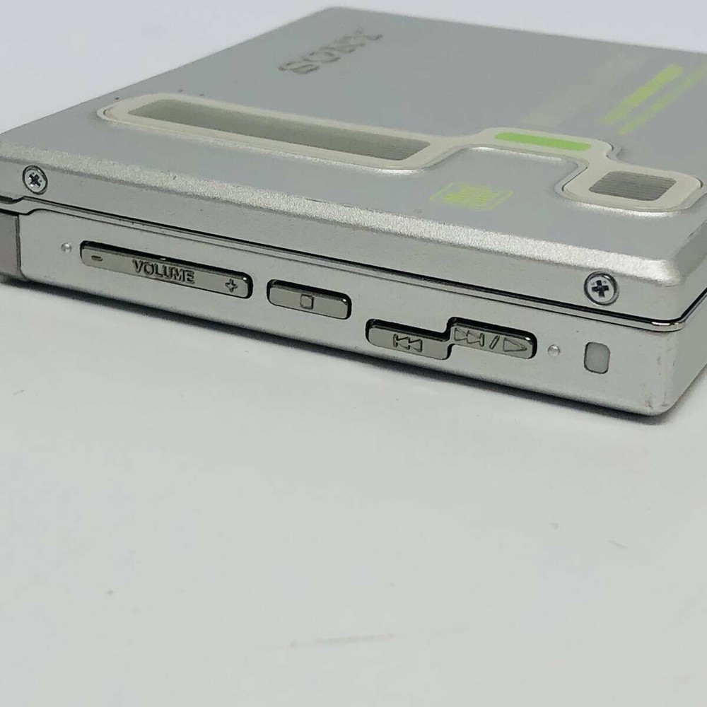 SONY MZ-E77 Portable Minidisc Player Silver Good