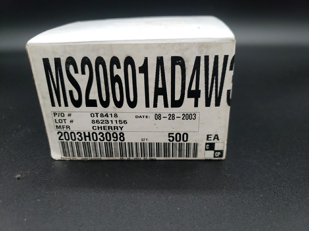 Cherry Rivet Textron Aerospace Fasteners 500 pc