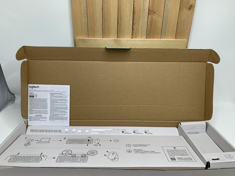 Logitech MK470 Slim Wireless Keyboard/Mouse Combo, Modern Compact Layout, Rose