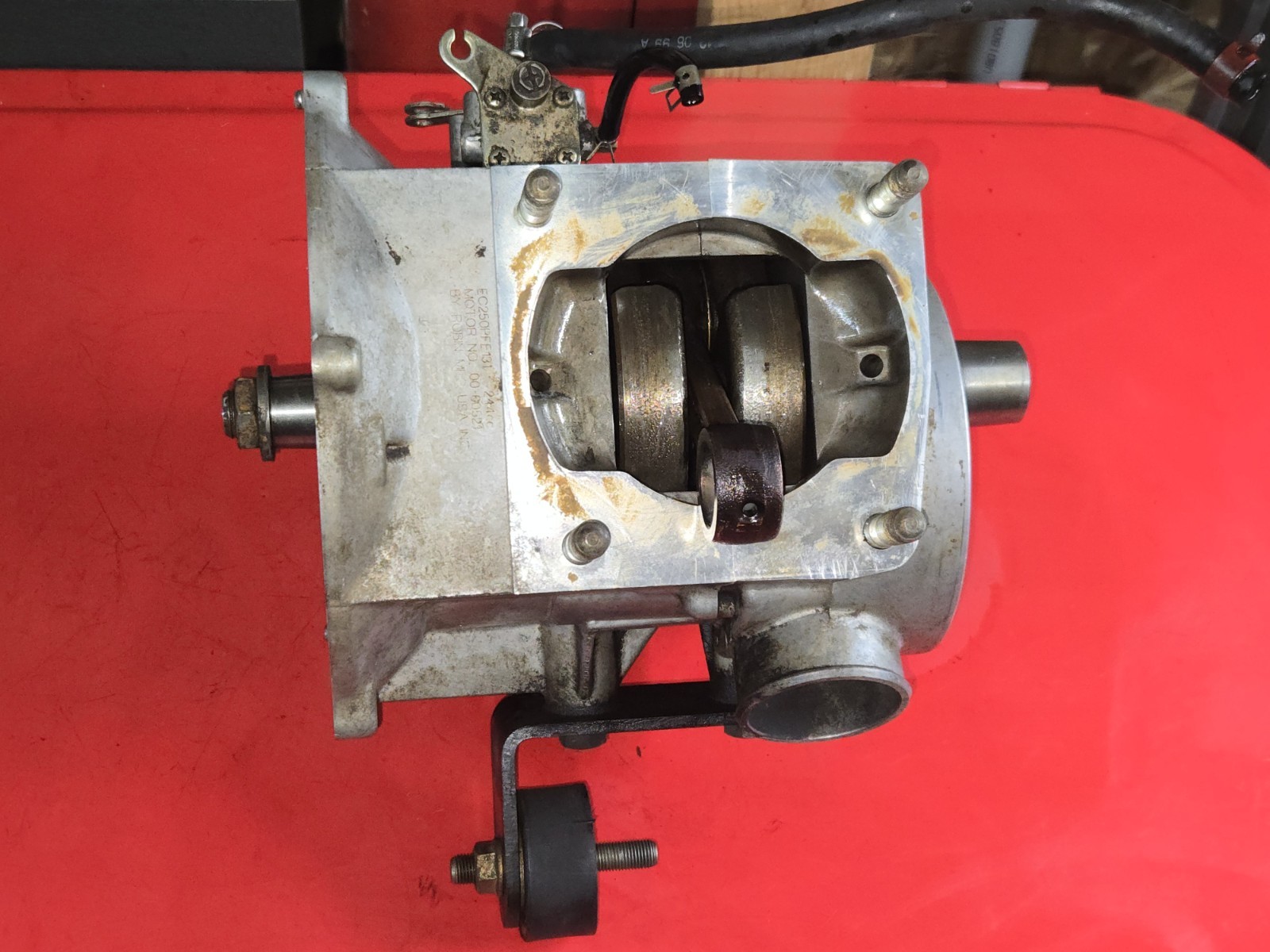 99-06 2000 Trail Blazer 250 OEM Engine Crankcase Crankshaft Crank Bottom End