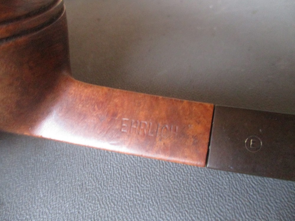 P7: Vtg EHRLICH Pipe