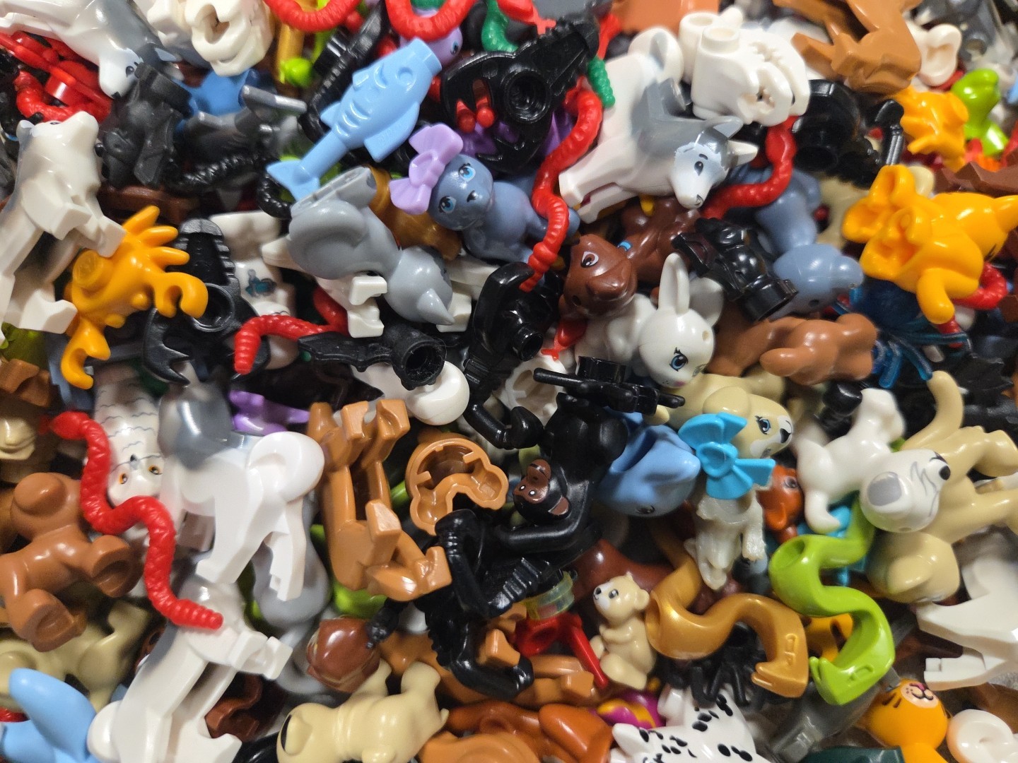 LEGO Lot Of 25 Animals Random Grab Bag Start A Zoo Or Farm CMF Minifigure Set