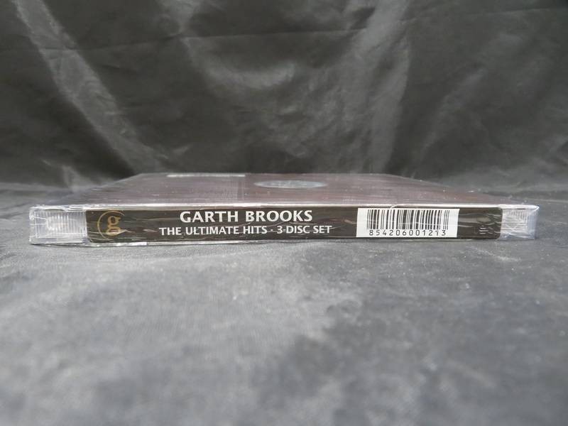 CD Garth Brooks The Ultimate Hits 3 Disc. Set