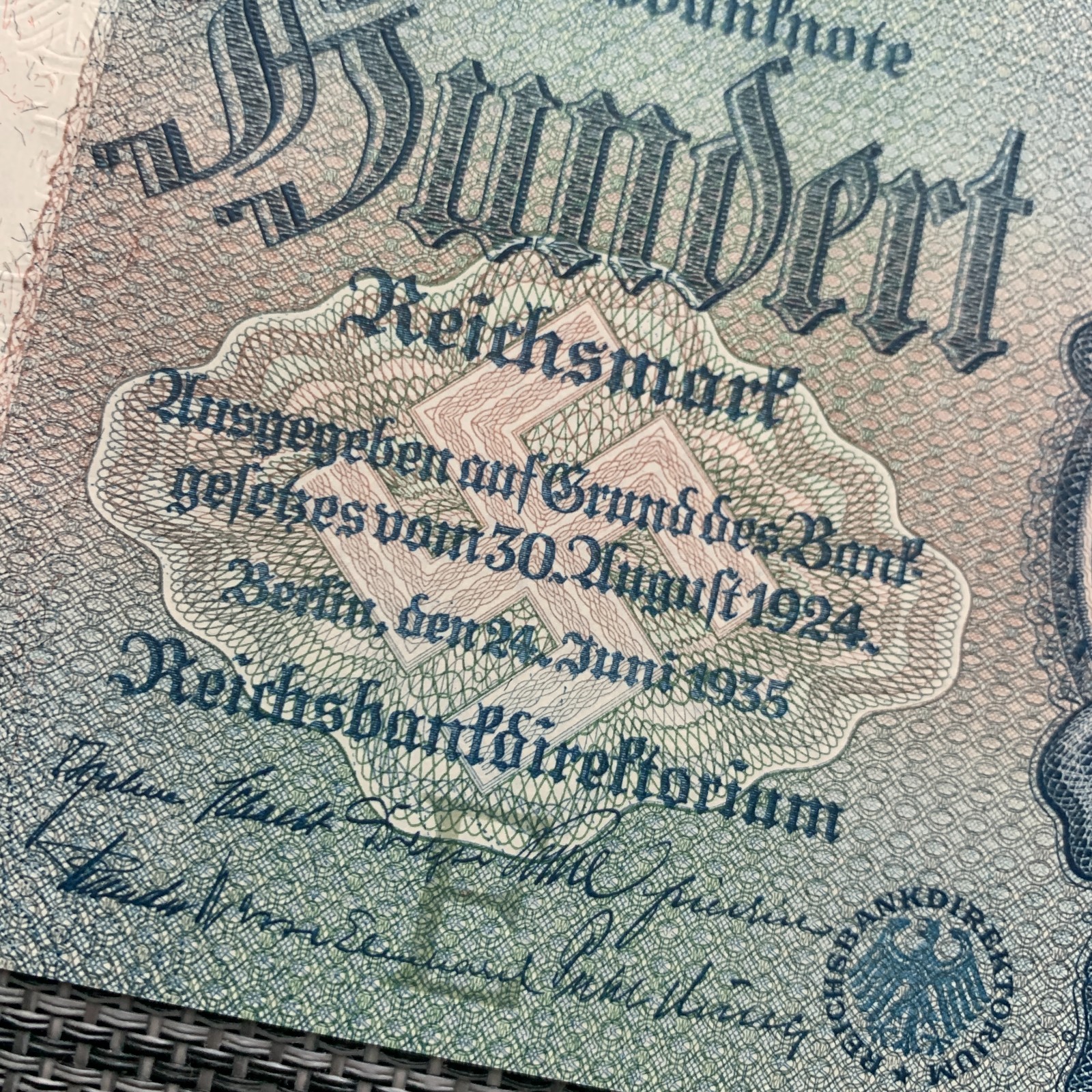 100 NAZI GERMAN Mark SWASTIKA Banknote (1935) P183 WWII, WW2 Currency Money