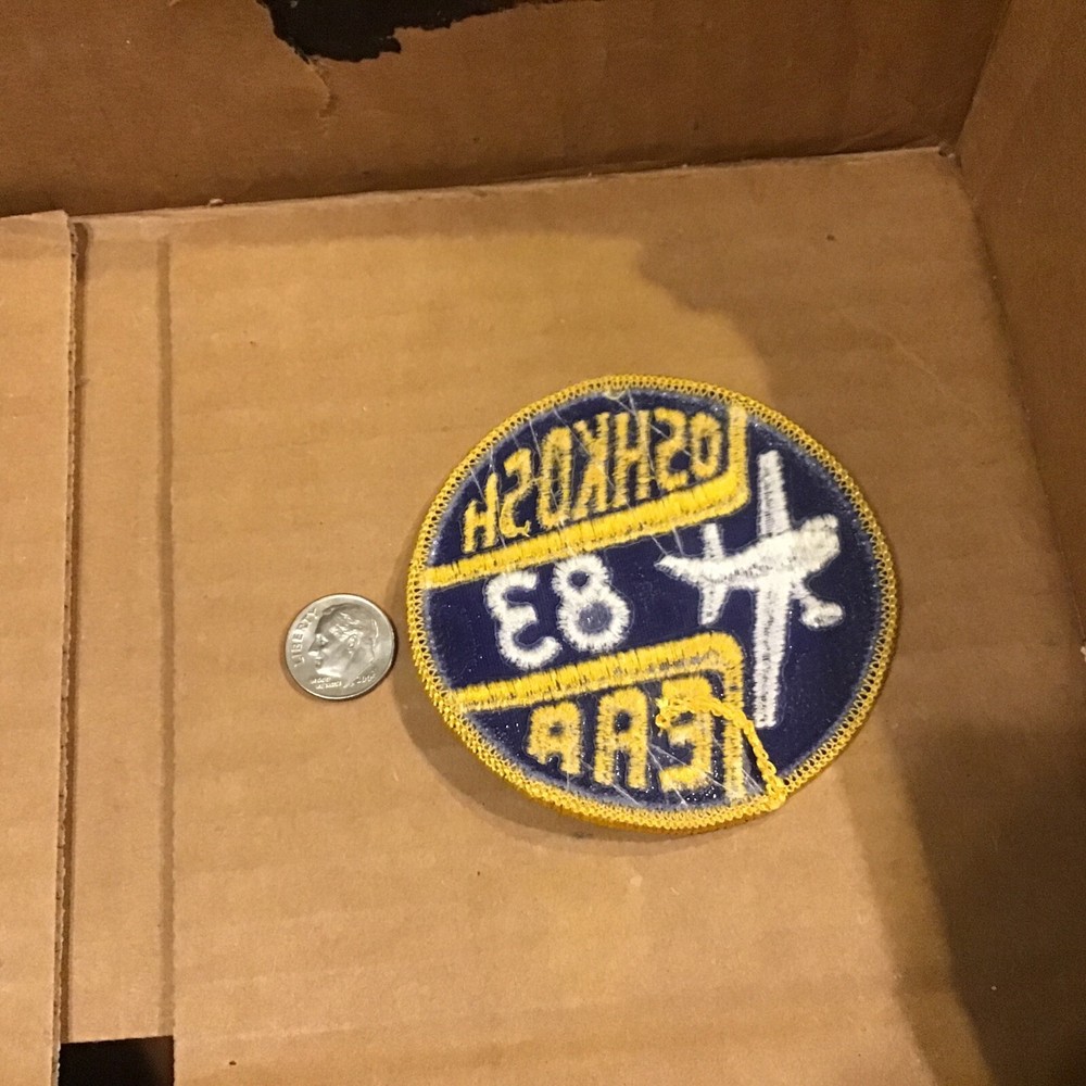 Airplane OSHKOSH 81 EAA EXPERIMENTAL AIRCRAFT ASSOCIATION Patch 1983