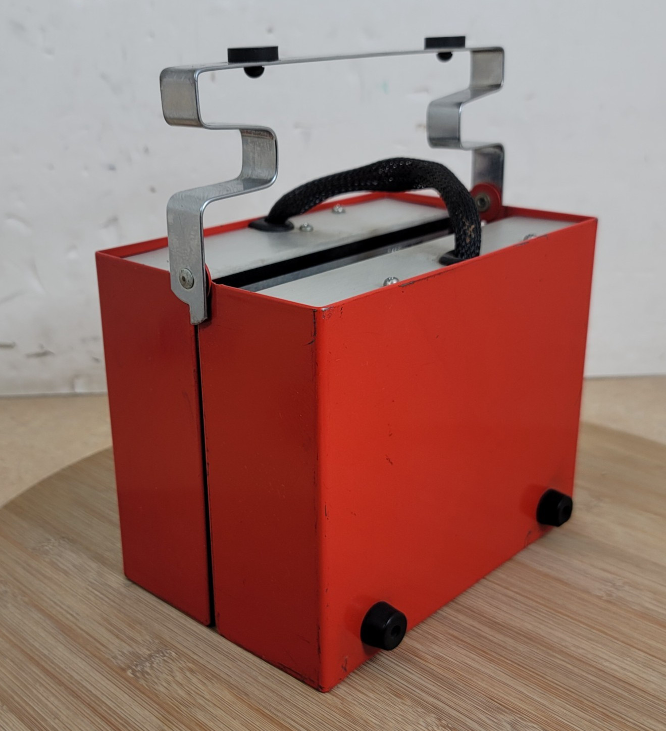 Snap-On MT 470 Digital High Impedance Volt & Ohm Meter - Red