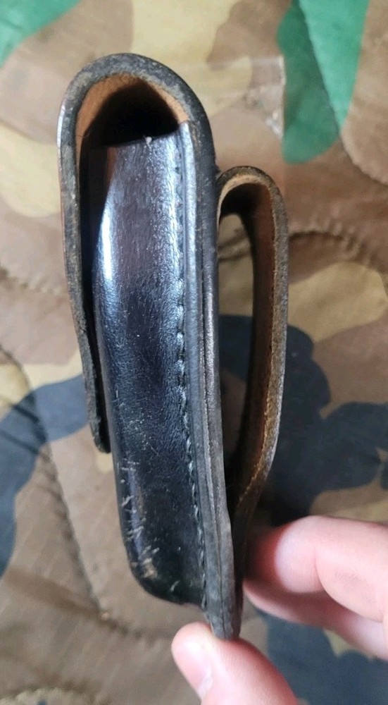 Jaypee Black Leather Vintage Handcuff Case
