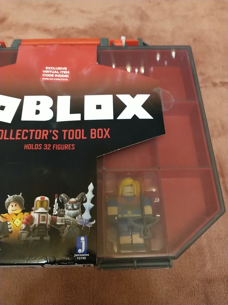 Roblox Collector's Tool Box Carry Case Holds 32 Figures Virtual Item Code Lazer