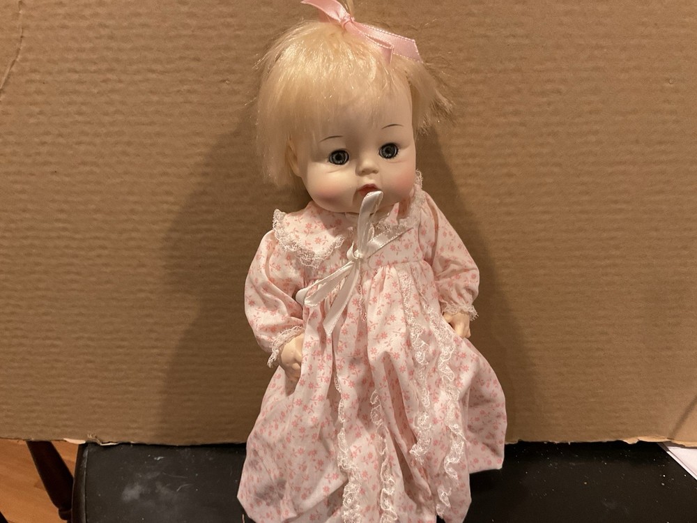 Haunted Doll Coral (beginner, Positive) Seashellsblessings