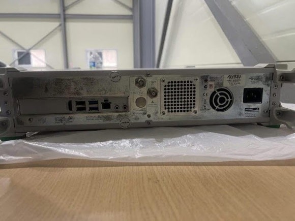 Anritsu MS46522A(Vector Network Analyzer) 300KHz-8.5GHz