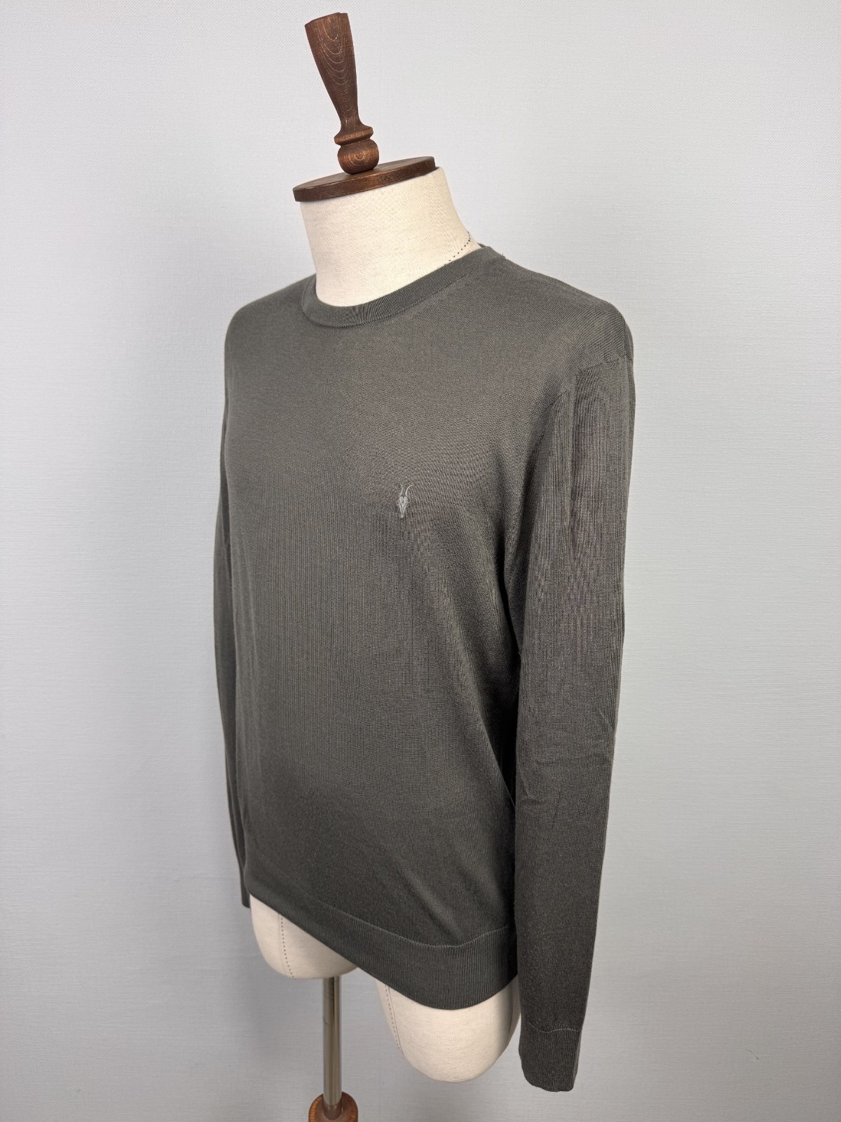 ALLSAINTS Green Long Sleeve Small Embroidered Logo Light Knit Sweater Sz L