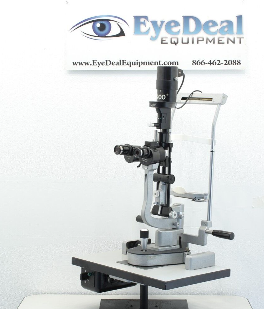 Haag Streit BM 900 Slit lamp