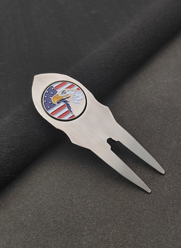 SPARTAN FLAG DIVOT TOOL & BALL MARKER