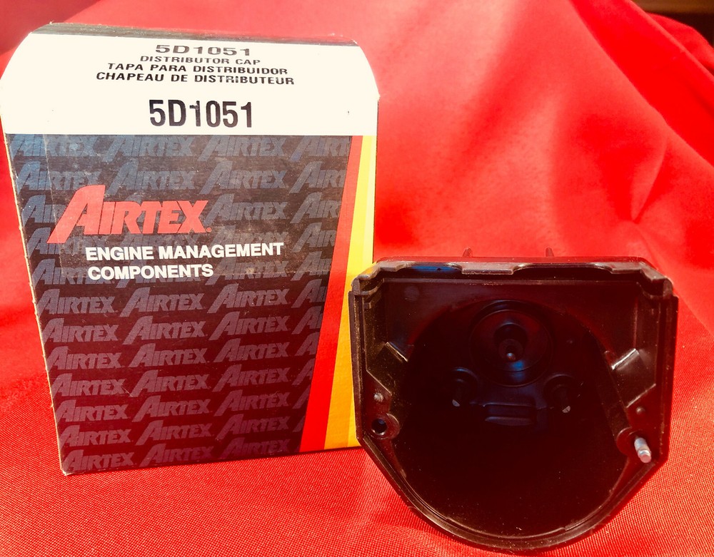 NOS Airtex 5D1051 Distributor Cap